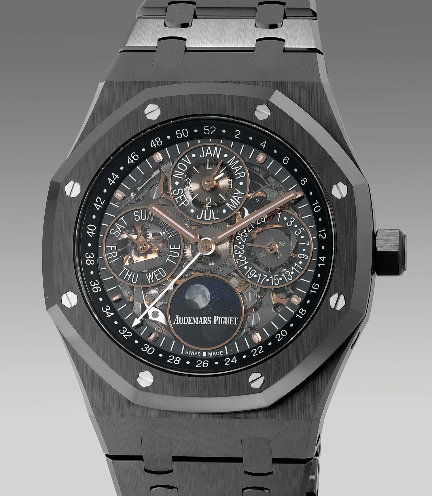 Audemars Piguet Royal Oak Perpetual Calendar 26585CE.OO.1225CE.01 41mm Ceramic Black