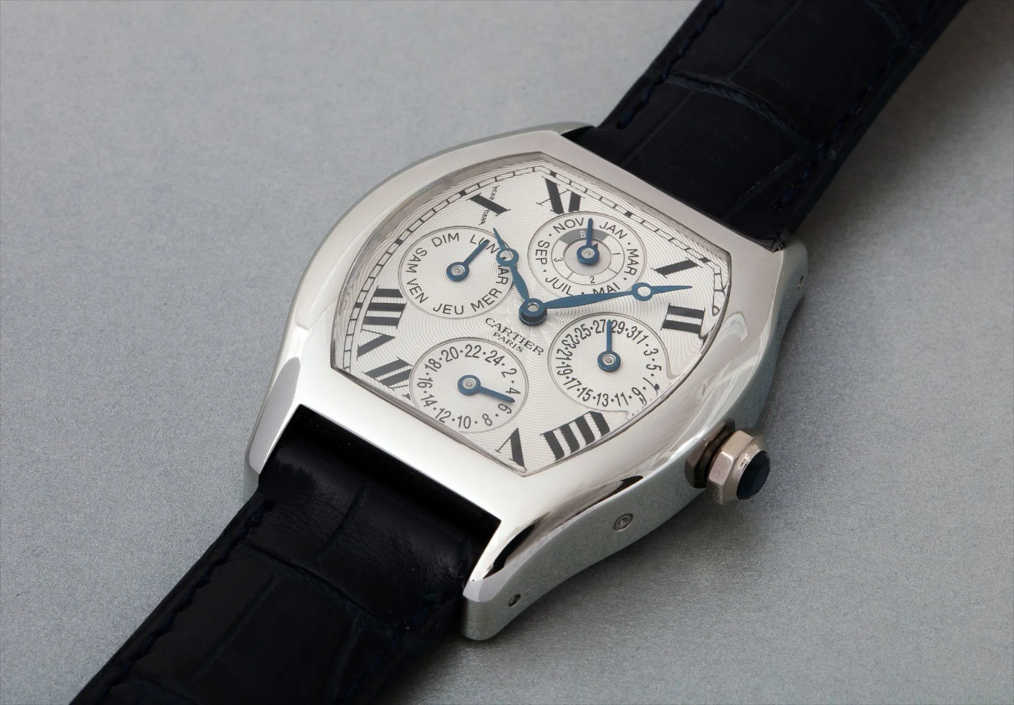 Cartier Tortue 2646 42.5mm Platinum White