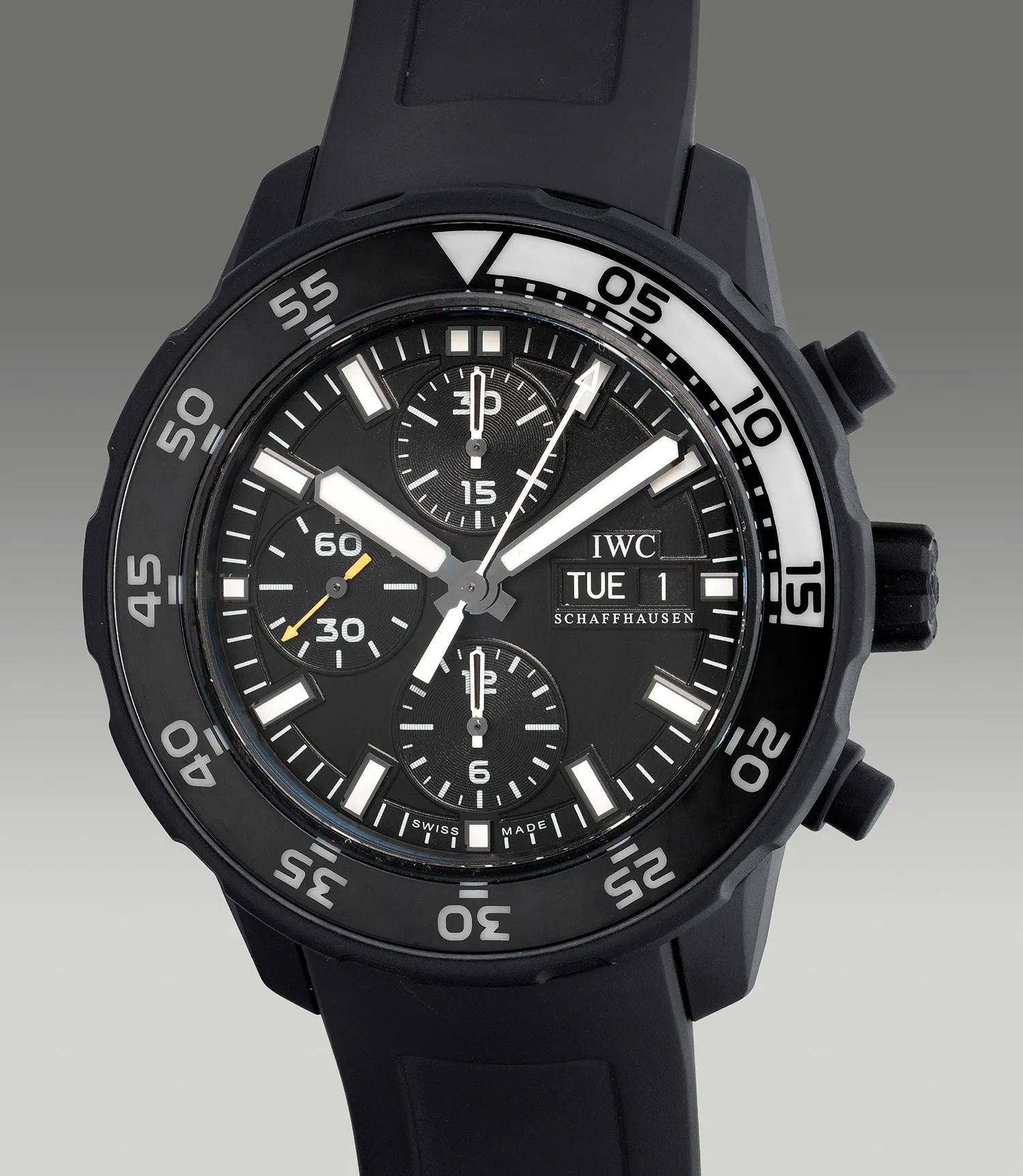 IWC Aquatimer IW376705 45.6mm Vulcanized rubber-coated stainless steel Black