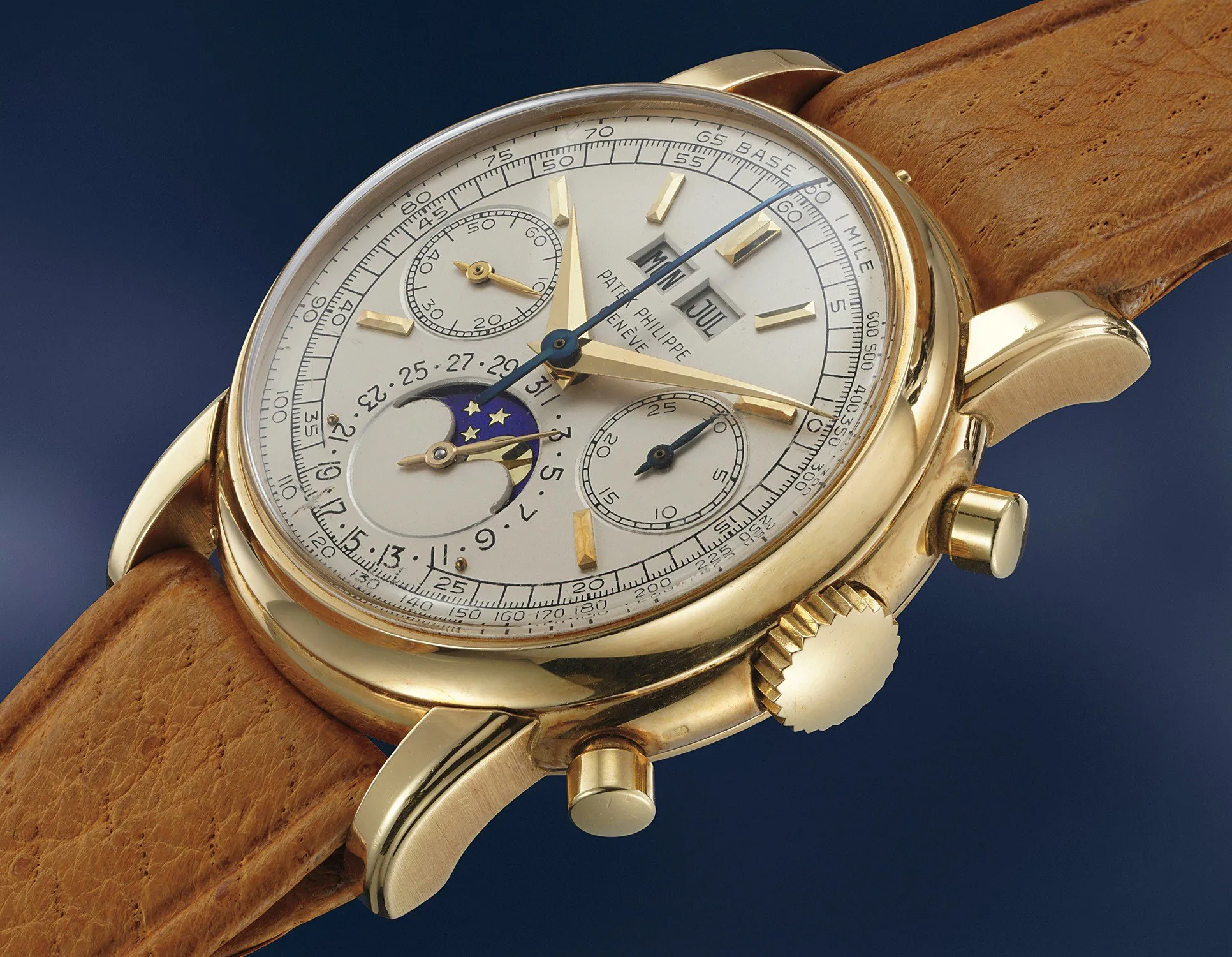 Patek Philippe 2499 37.5mm Yellow gold White 1