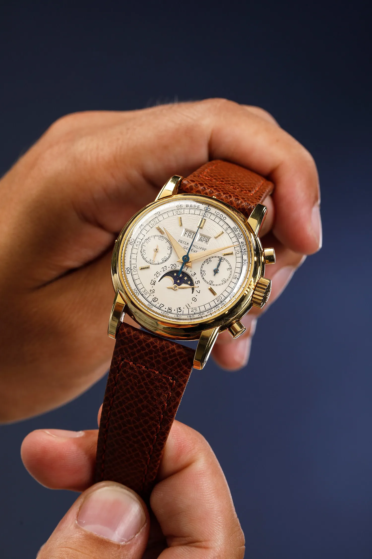 Patek Philippe 2499 37.5mm Yellow gold White 13