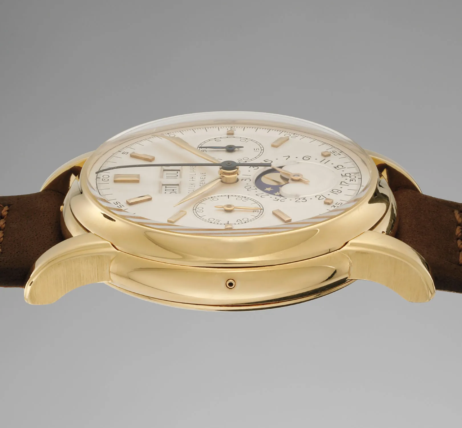 Patek Philippe 2499 37.5mm Yellow gold White 2