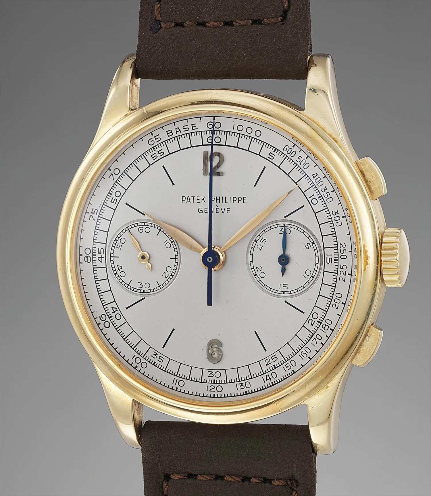 Patek Philippe 530 36.5mm Yellow gold White