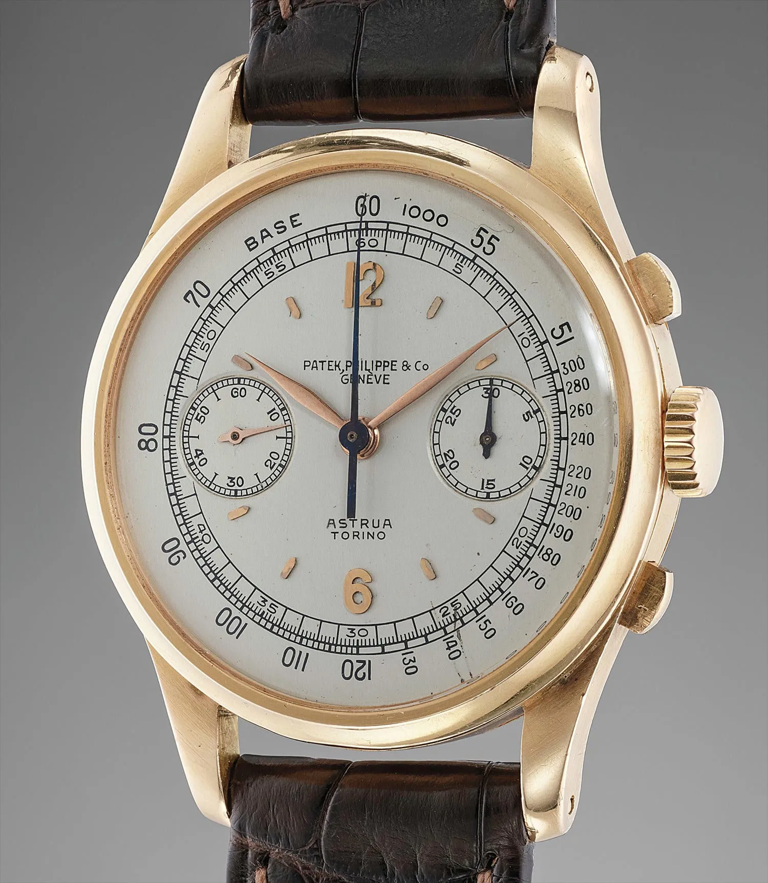 Patek Philippe 530 36.5mm Rose gold Off-white