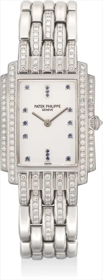 Patek Philippe Gondolo 4825/020 22mm White gold and Diamond and Sapphire White