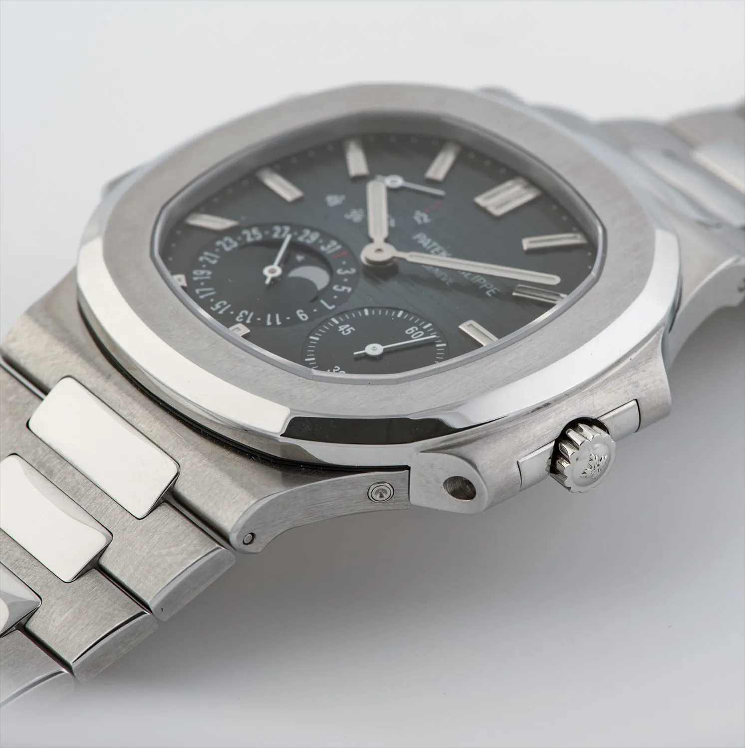 Patek Philippe Nautilus 3712/1A-001 42mm Stainless steel Blue 2