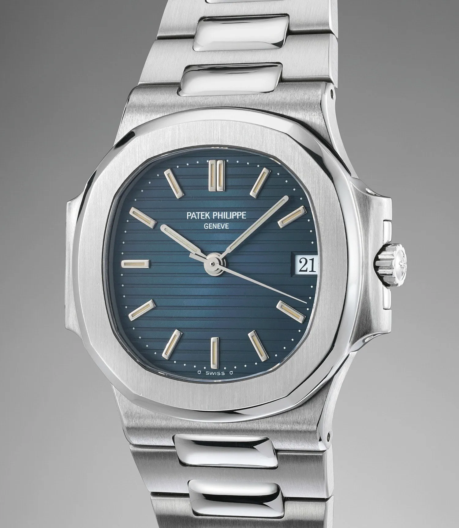 Patek Philippe Nautilus 3800/1A 37.5mm Stainless steel Blue