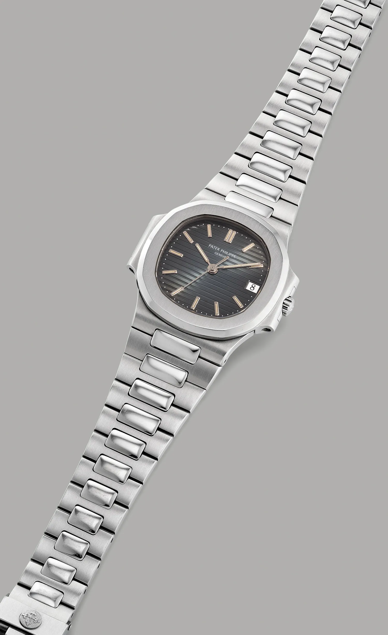 Patek Philippe Nautilus 3800/1A 37.5mm Stainless steel Black 2