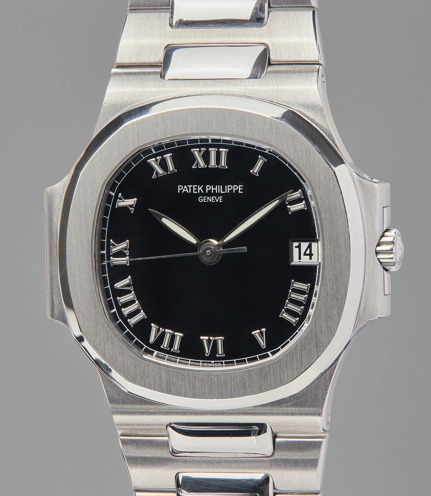 Patek Philippe Nautilus 3800/1A 37.5mm Stainless steel Black