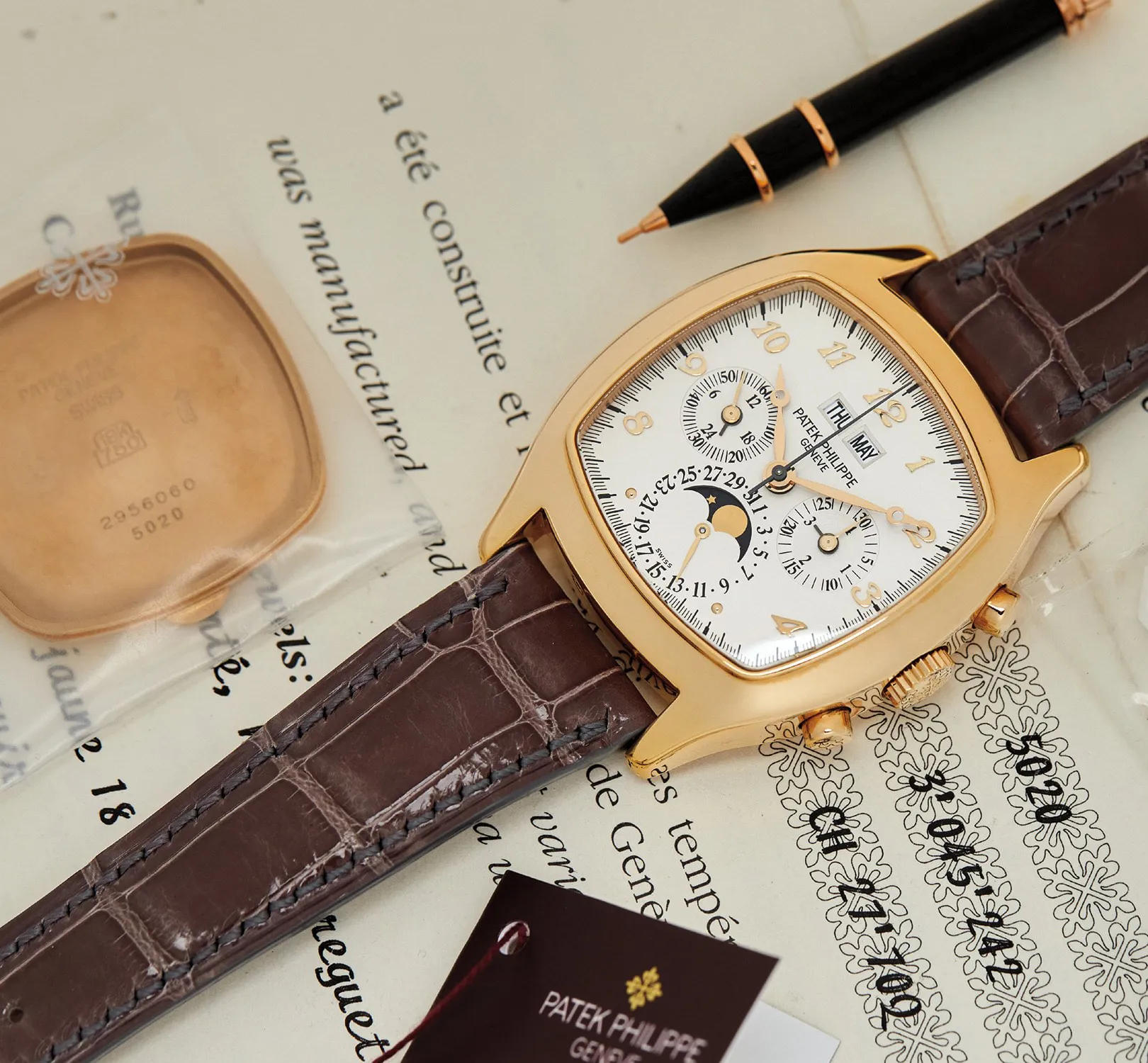 Patek Philippe Perpetual Calendar Chronograph 5020 37mm Yellow gold White 1