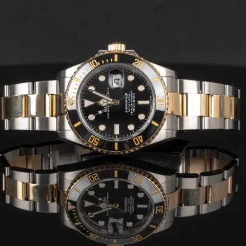 Rolex Submariner 126613LN 42mm Yellow gold and Stainless steel Black