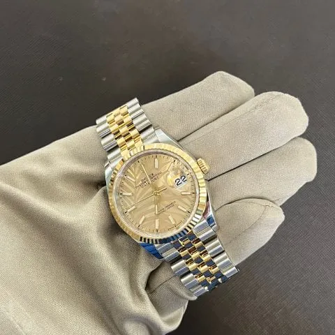 Rolex Datejust 36 126233 36mm Yellow gold and Stainless steel Gold