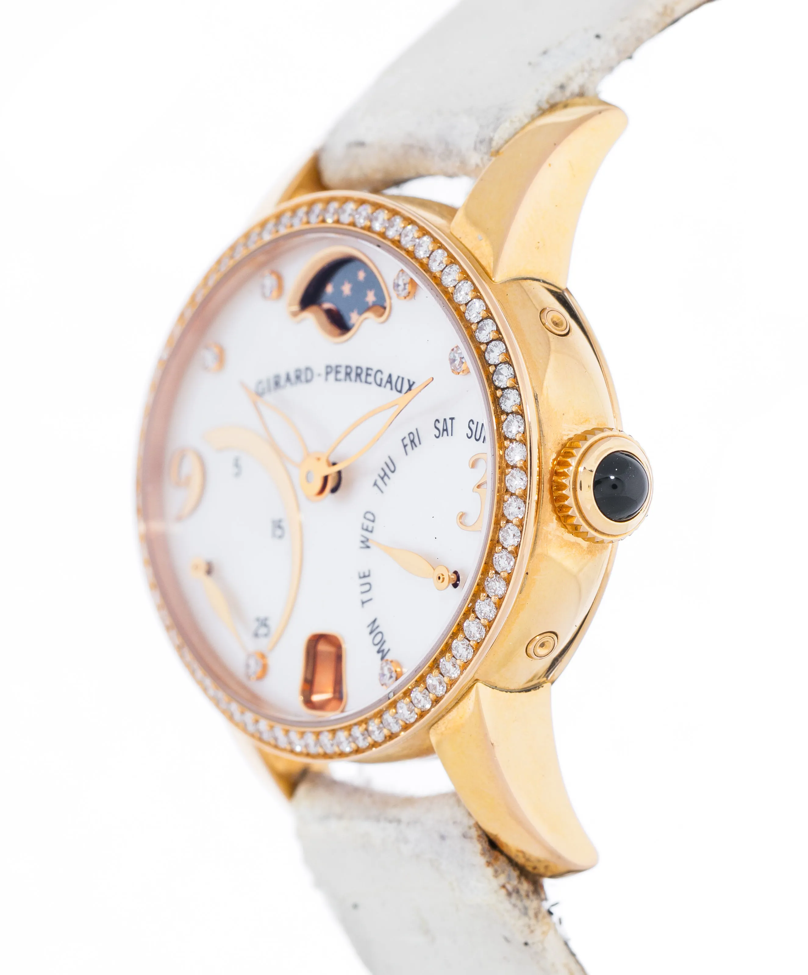 Girard-Perregaux Cat's Eye 80485 35mm Rose gold and Diamond Mother-of-pearl 1