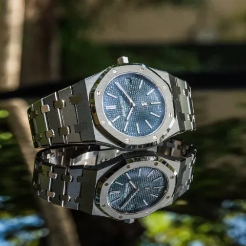 Audemars Piguet Royal Oak 16202ST.OO.1240ST.02 39mm Steel Blue