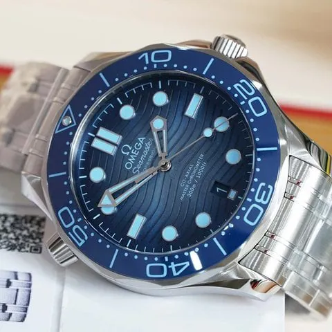 Omega Seamaster Diver 300M 210.30.42.20.03.003 42mm Stainless steel Blue