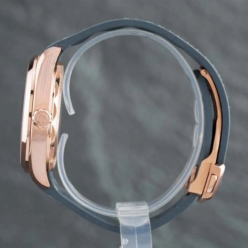 Omega Aqua Terra 220.52.41.21.03.002 48mm Rose gold Blue 2