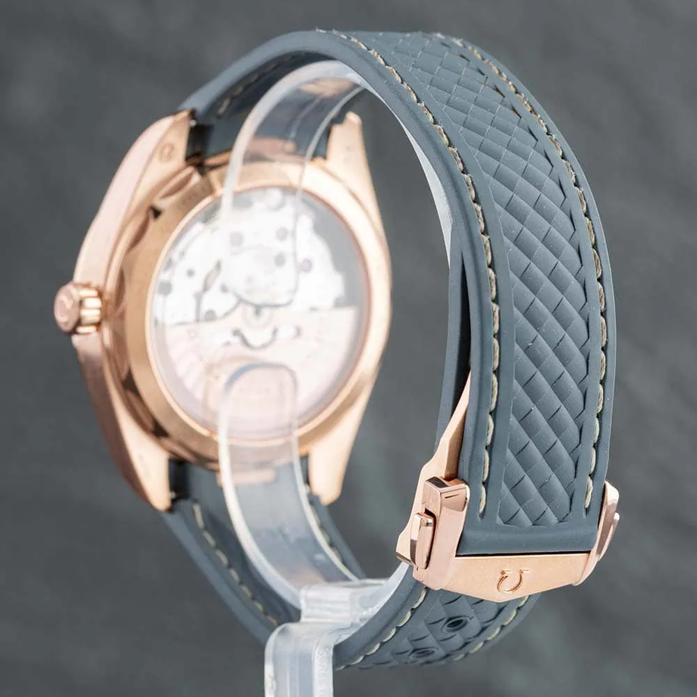 Omega Aqua Terra 220.52.41.21.03.002 48mm Rose gold Blue 3