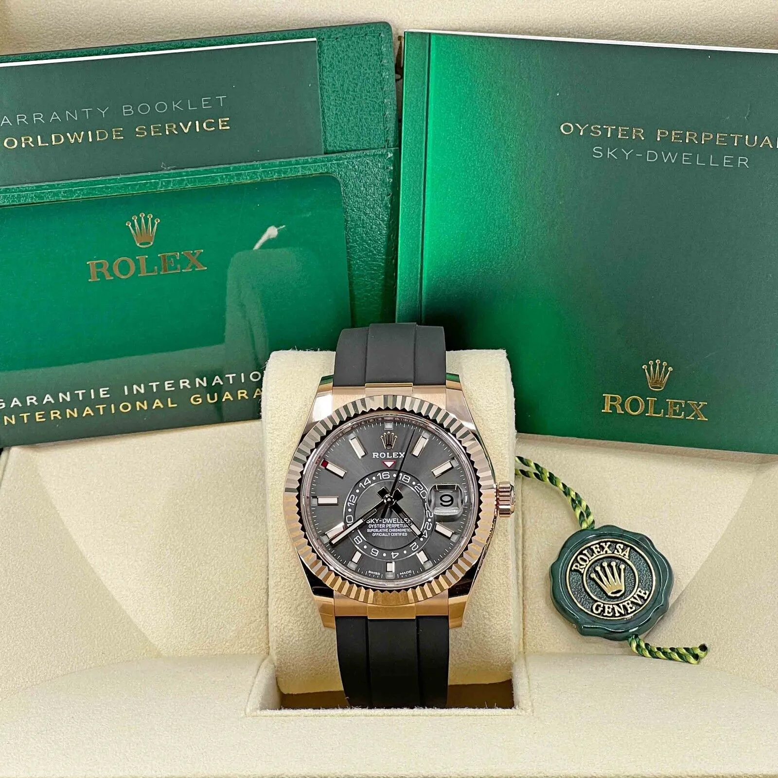 Rolex Sky-Dweller 326235 42mm 18k everose gold • 9