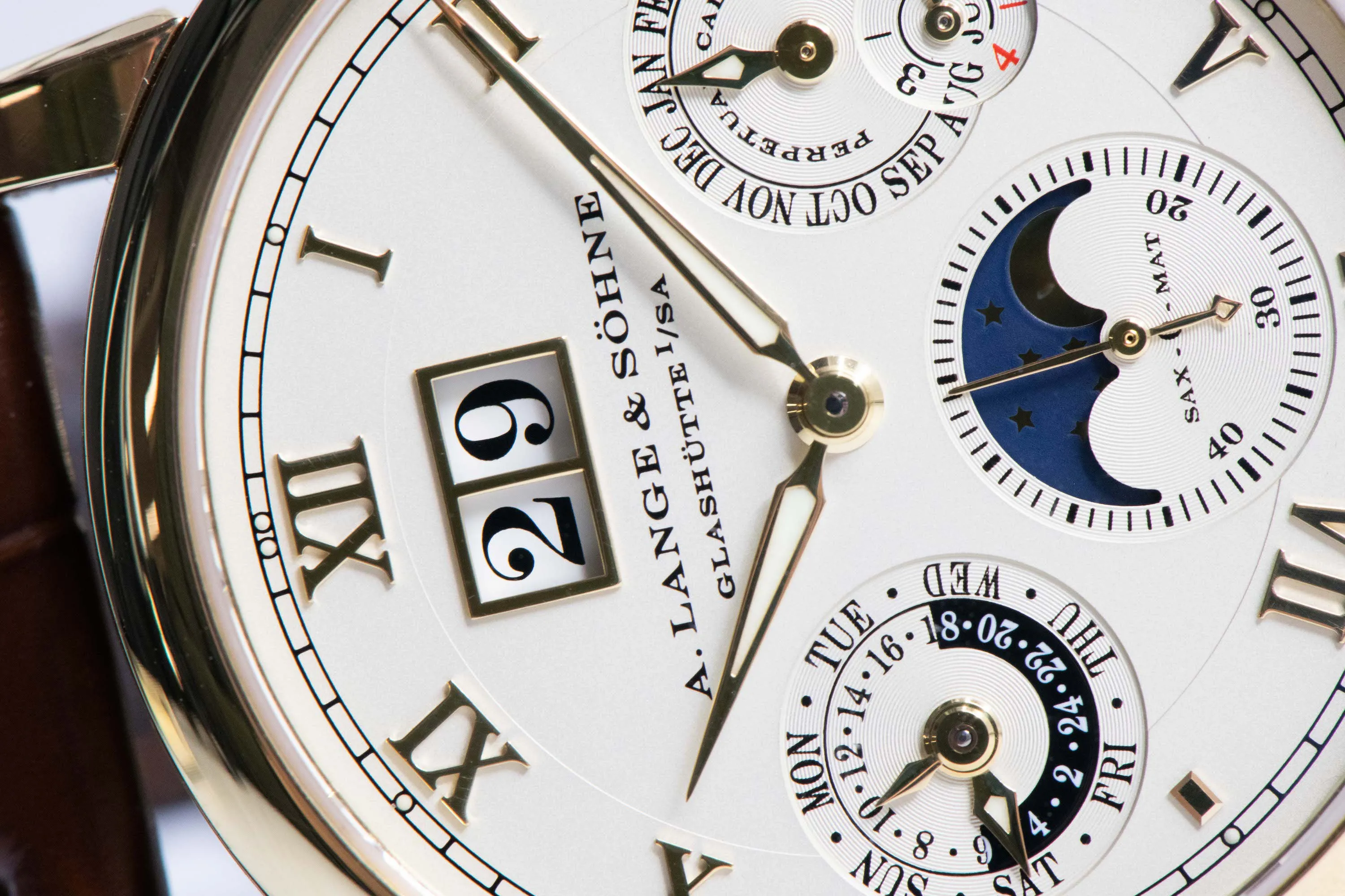 A. Lange & Söhne Langematik Perpetual 310.021 38.5mm Yellow gold Champagne 13