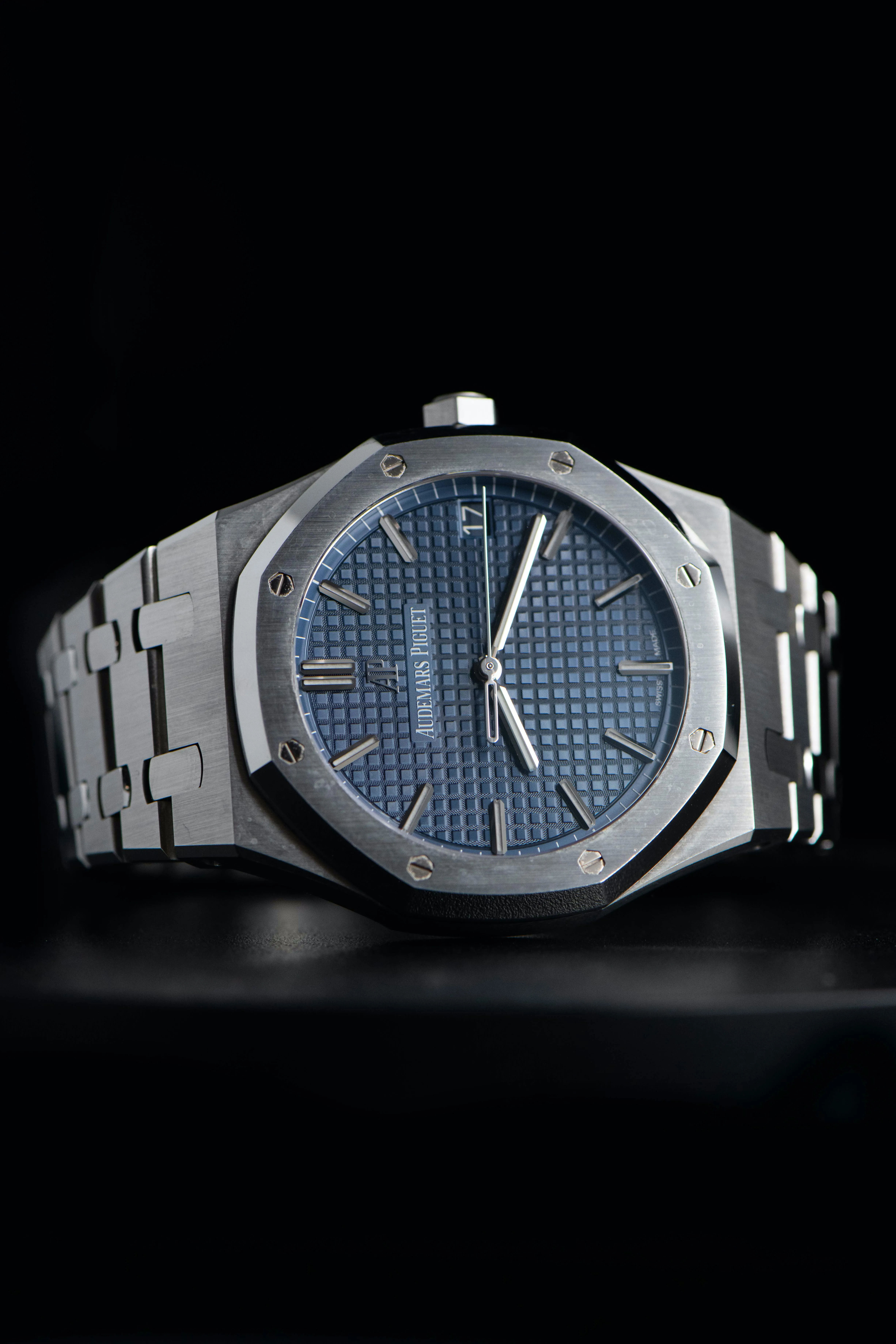 Audemars Piguet Royal Oak 15500ST.OO.1220ST.01 41mm Stainless steel Blue 10