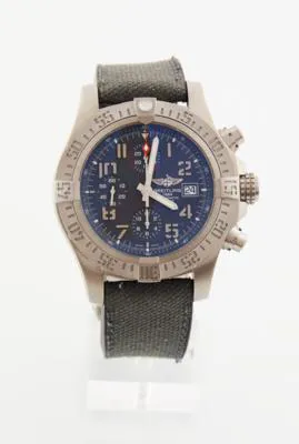 Breitling Avenger E13383