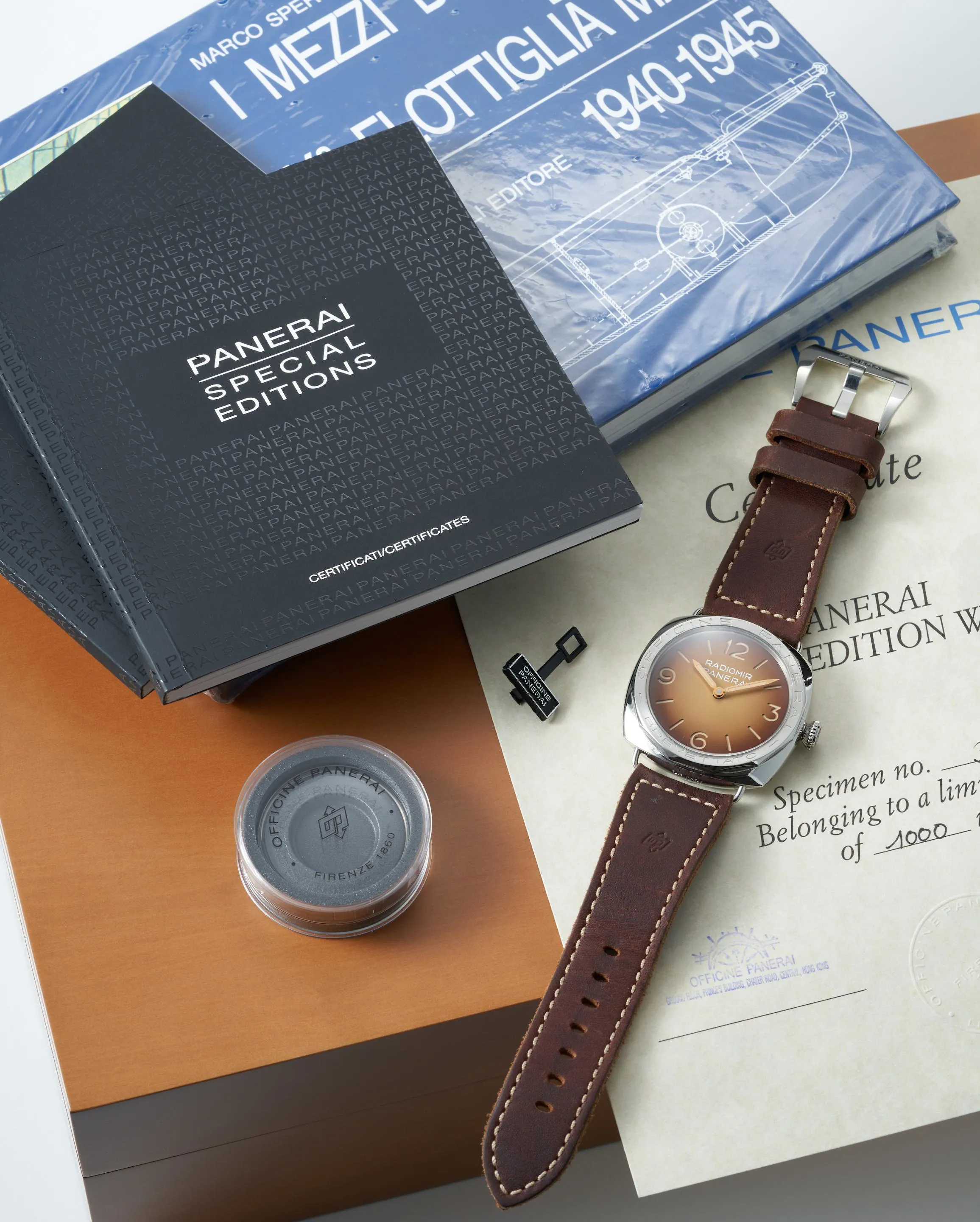 Panerai Radiomir PAM 00687 47mm Stainless steel Brown 3