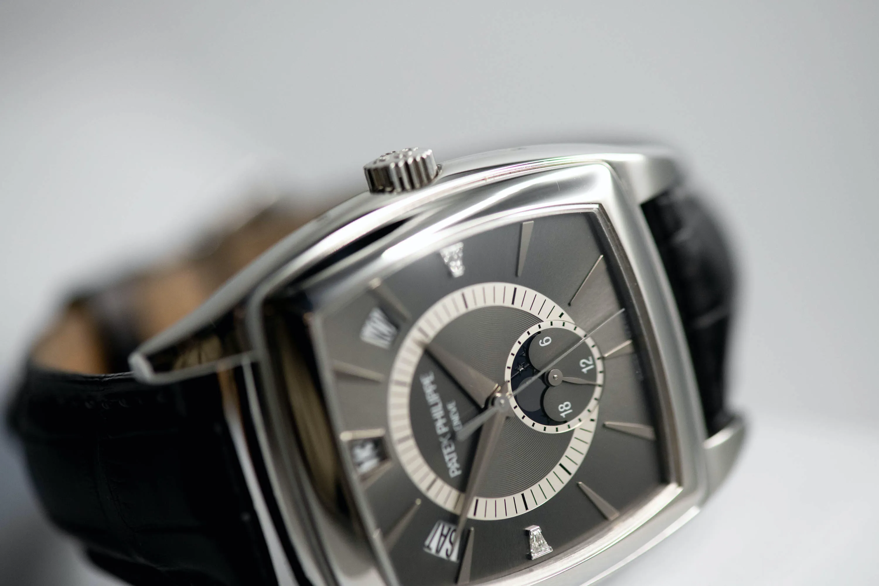 Patek Philippe Gondolo 5135P 38mm Platinum Gray 5