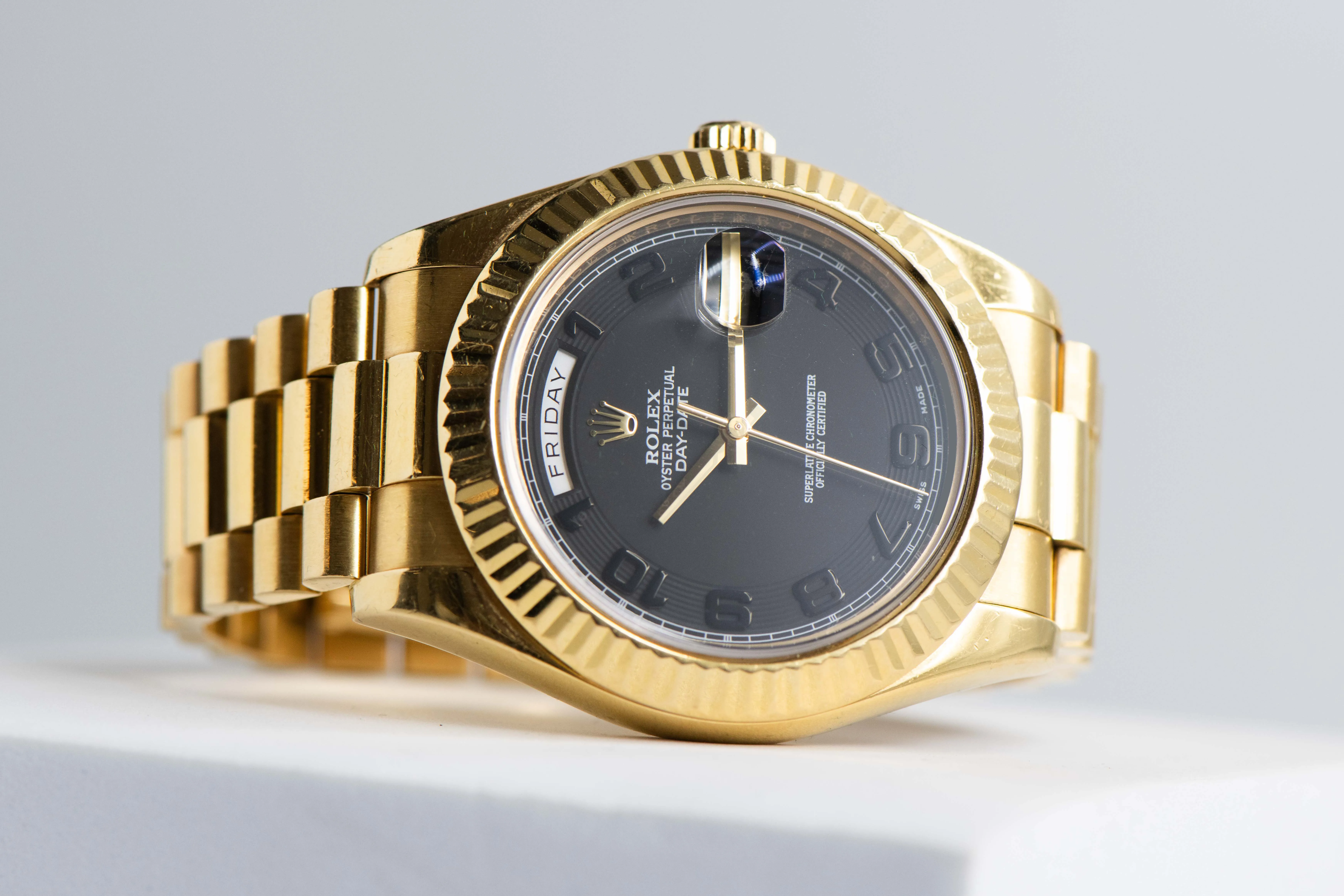 Rolex Day-Date II 218238 41mm Yellow gold Black 3