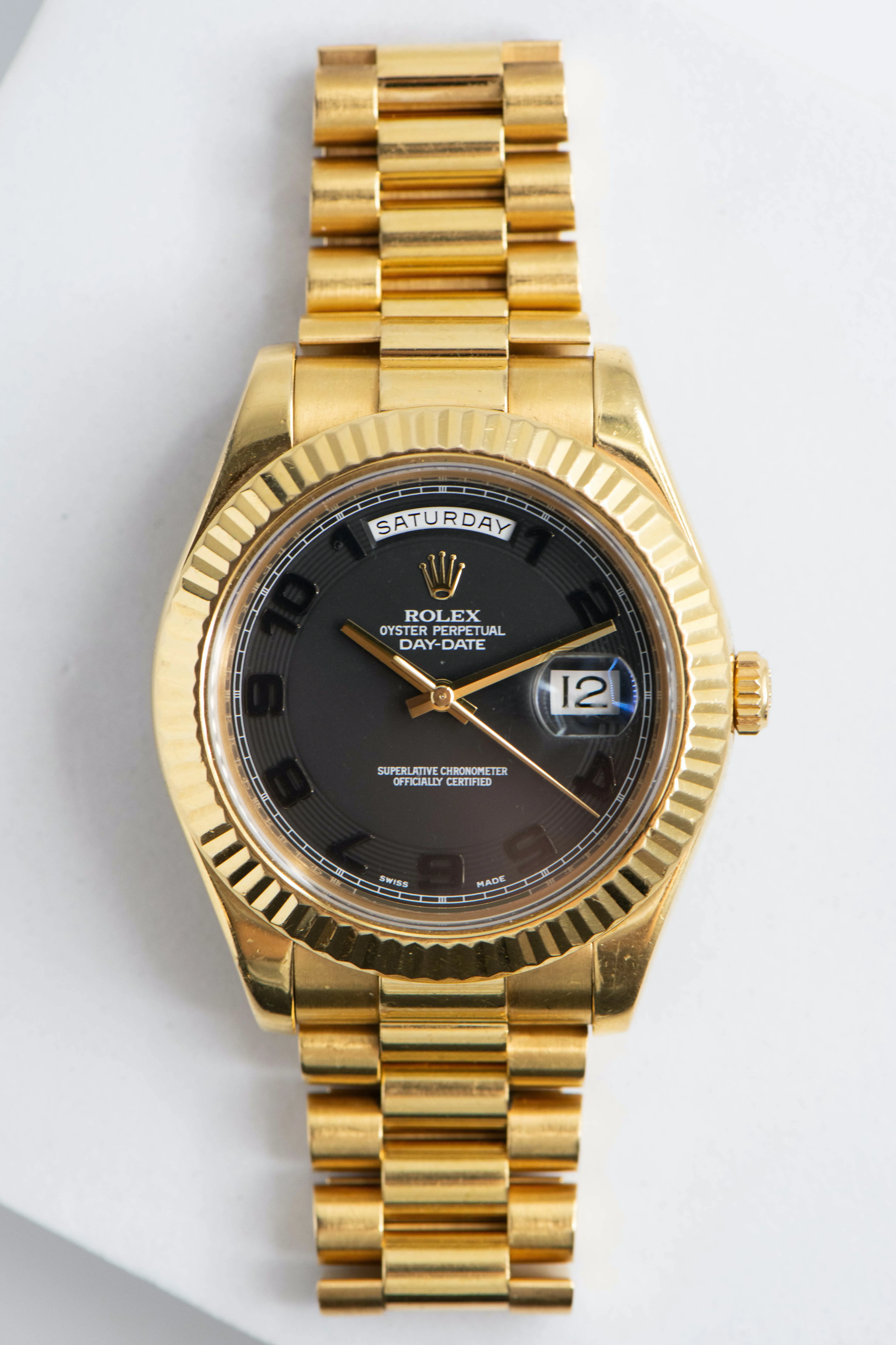 Rolex Day-Date II 218238 41mm Yellow gold Black