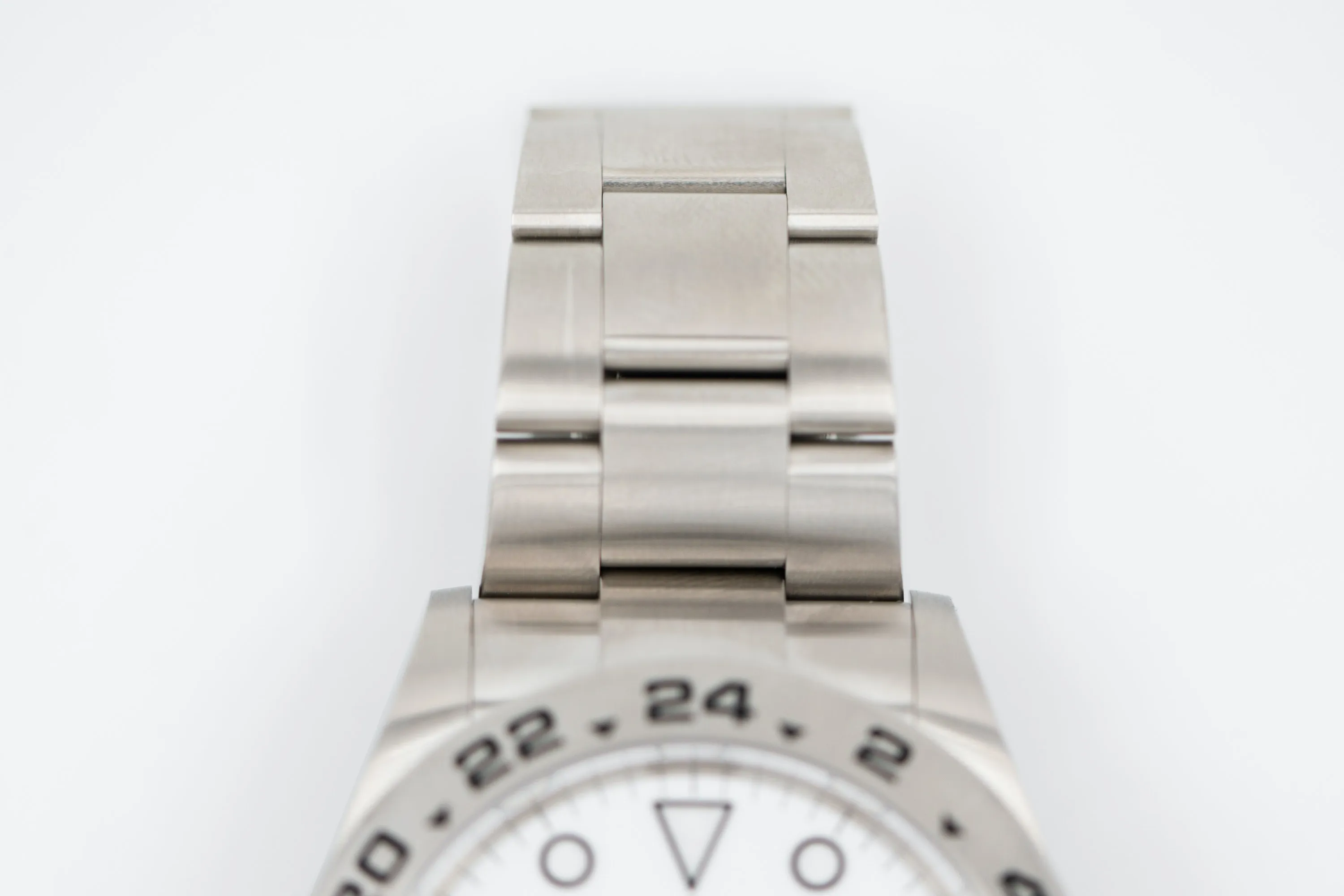 Rolex Explorer II 226570 42mm Stainless steel White 18