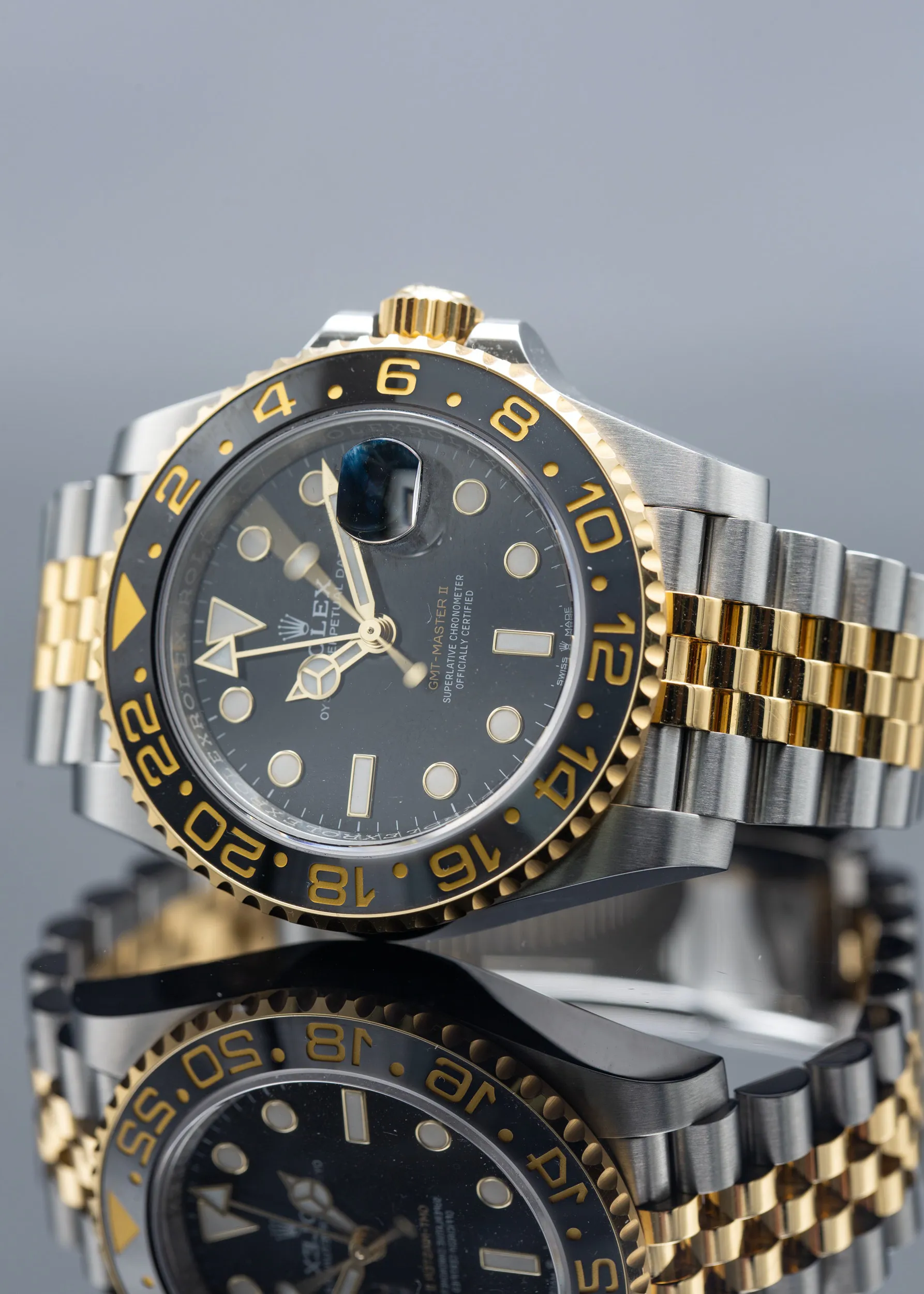 Rolex GMT-Master II 126713GRNR 40mm Yellow gold and Stainless steel Black