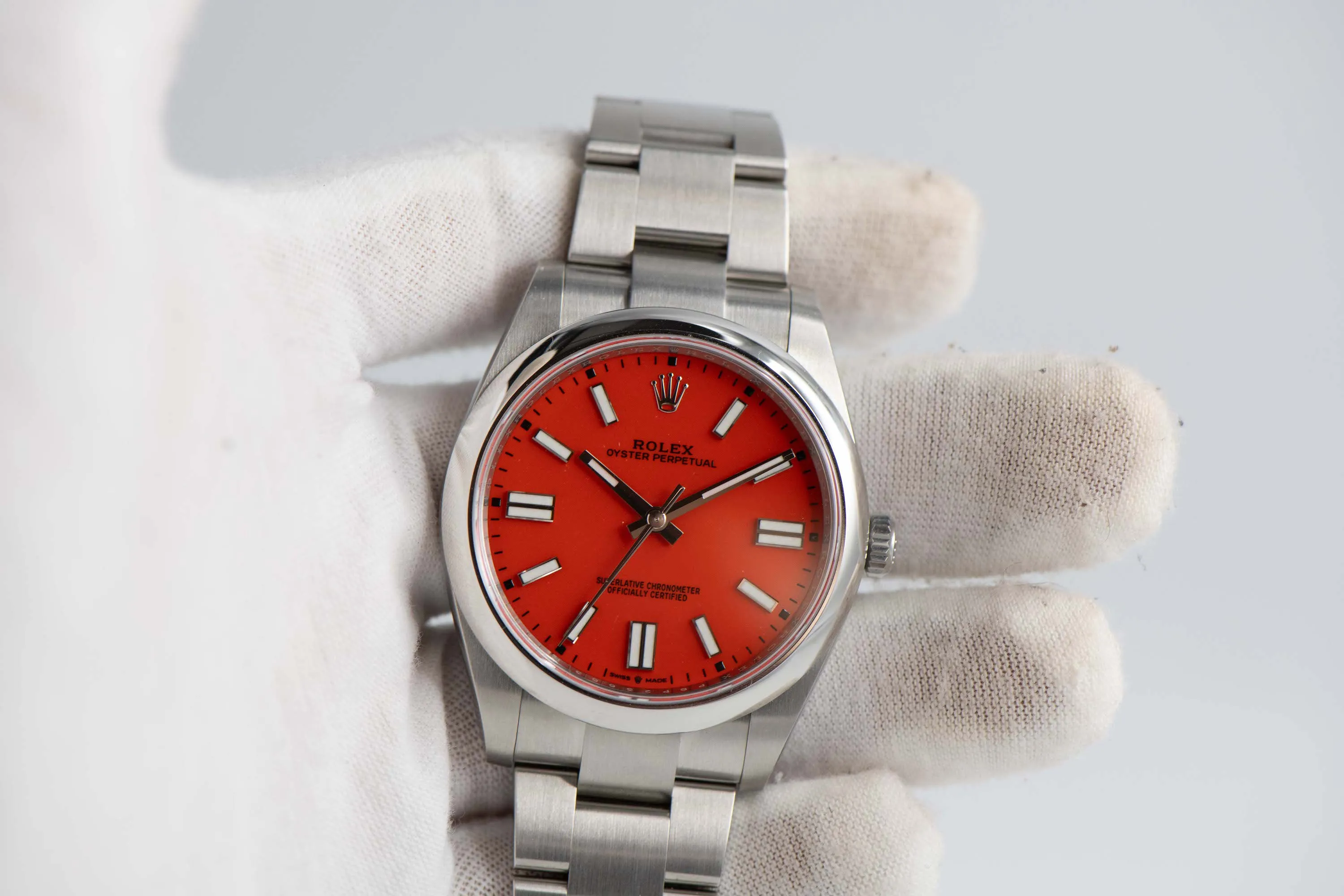 Rolex Oyster Perpetual 41 124300 41mm Stainless steel Red 5