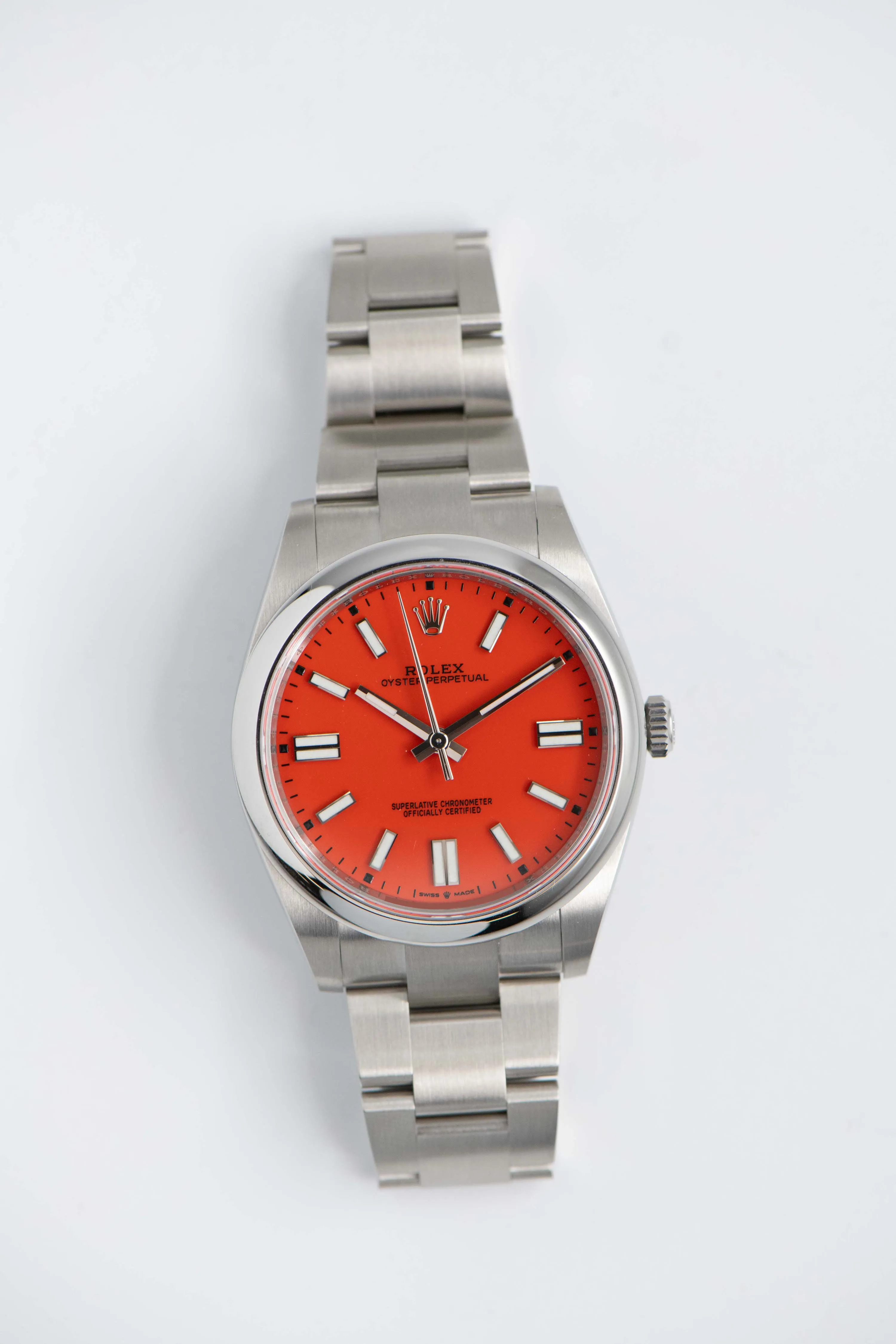 Rolex Oyster Perpetual 41 124300 41mm Stainless steel Red 9