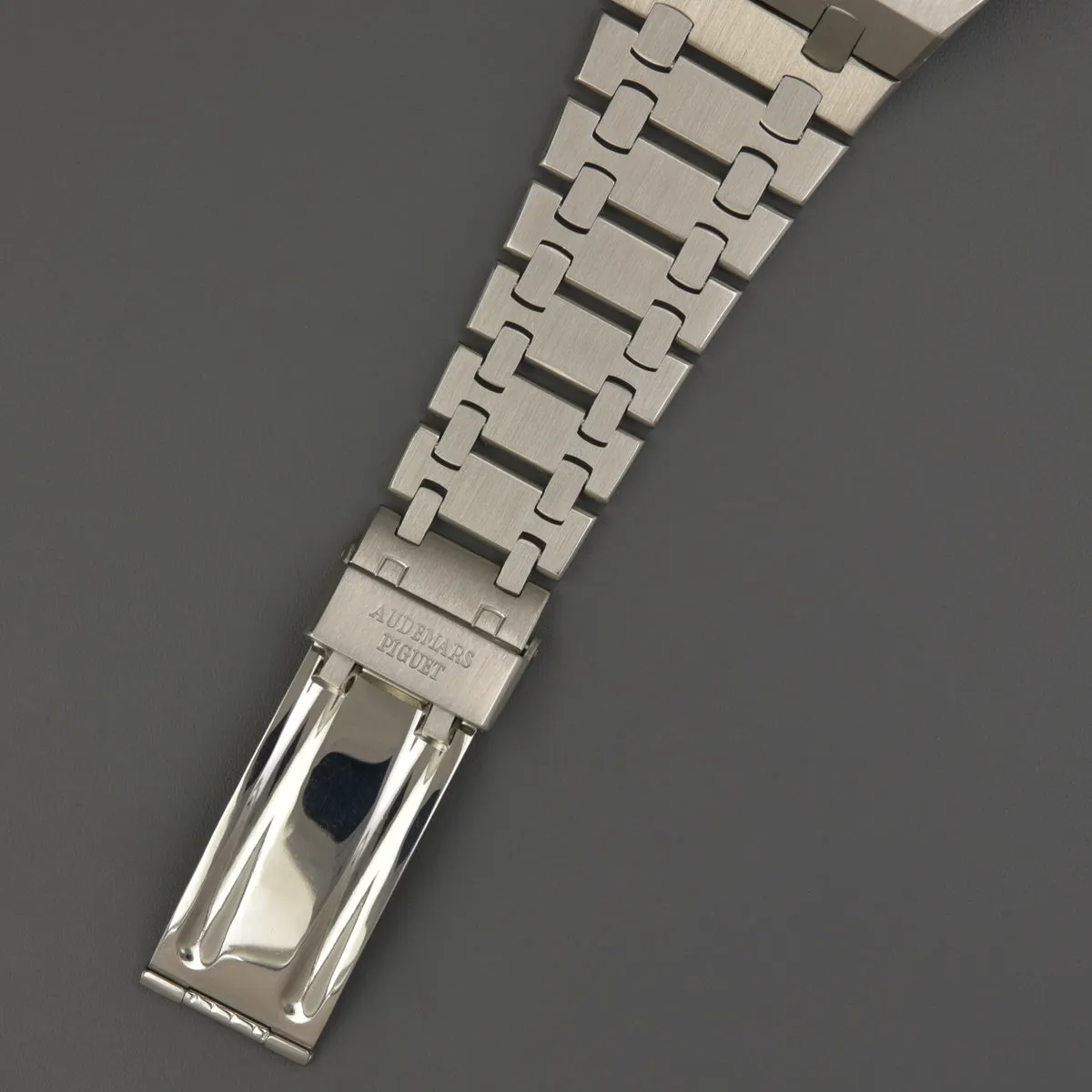 Audemars Piguet Royal Oak 5402ST 39mm Stainless steel 5