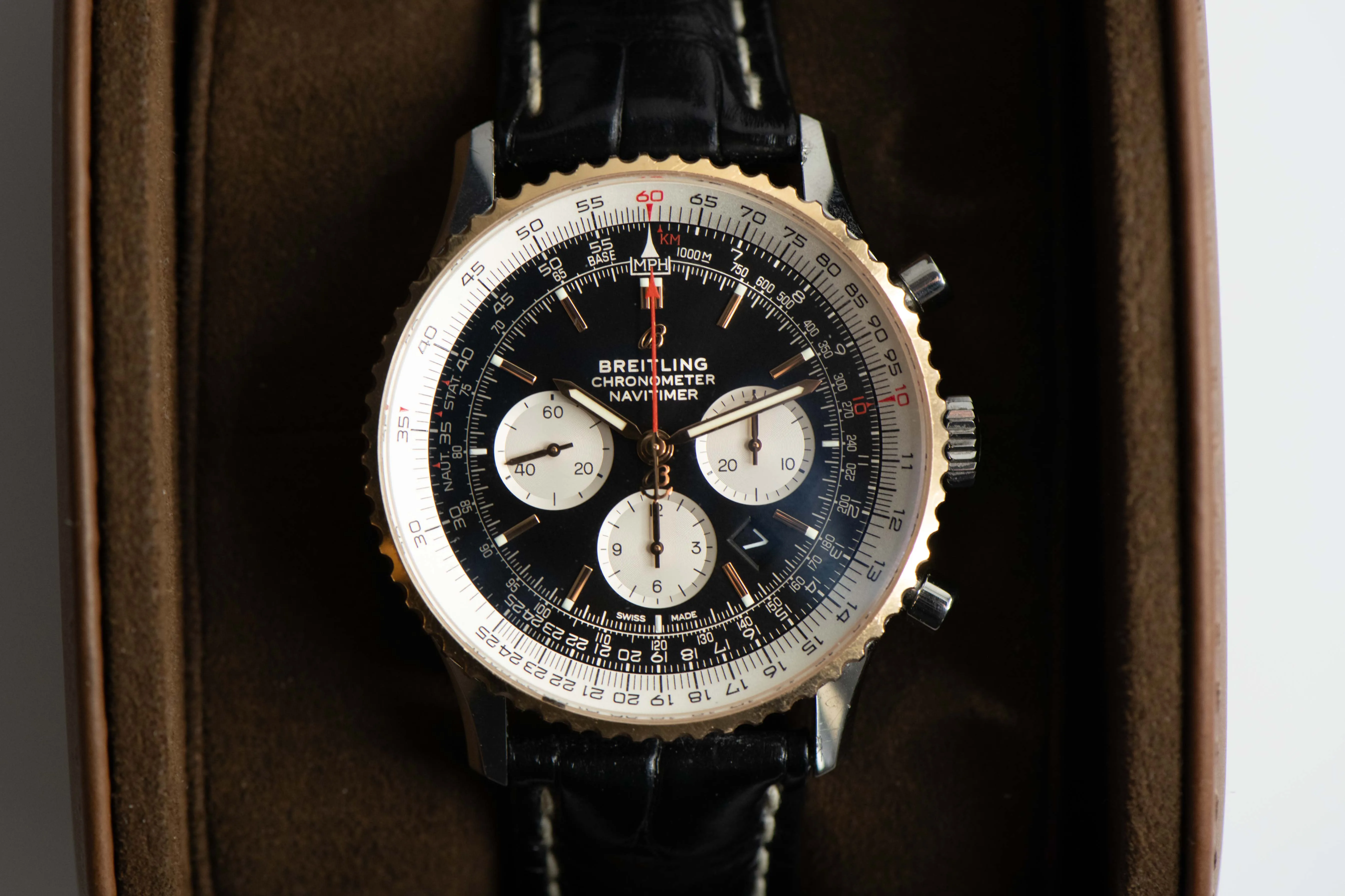 Breitling Navitimer 01 (46 MM) AB0127211B1X1 46mm Yellow gold and Stainless steel Black 1