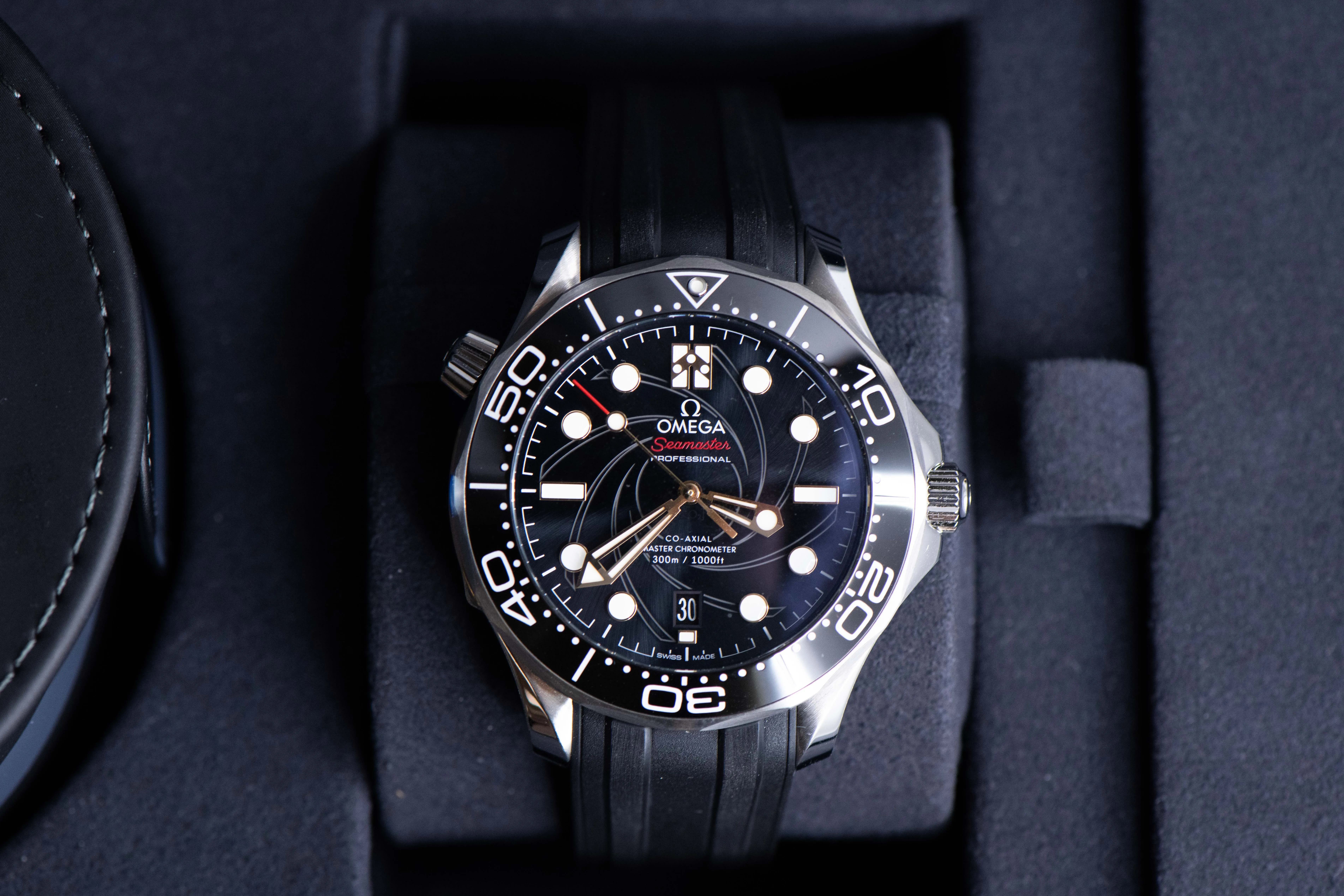 Omega Seamaster Diver 300M 210.22.42.20.01.004 42mm Stainless steel Black 5