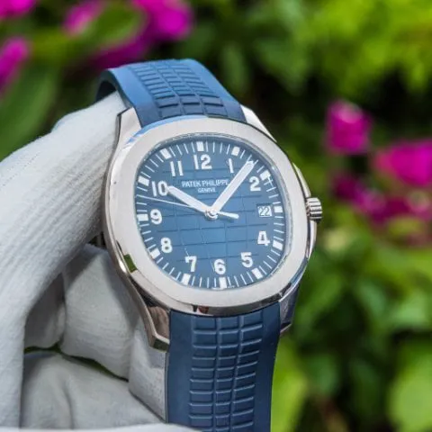 Patek Philippe Aquanaut 5168G-001 42mm White gold Blue