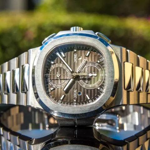 Patek Philippe Nautilus 5990/1A-001 40.5mm Steel Blue