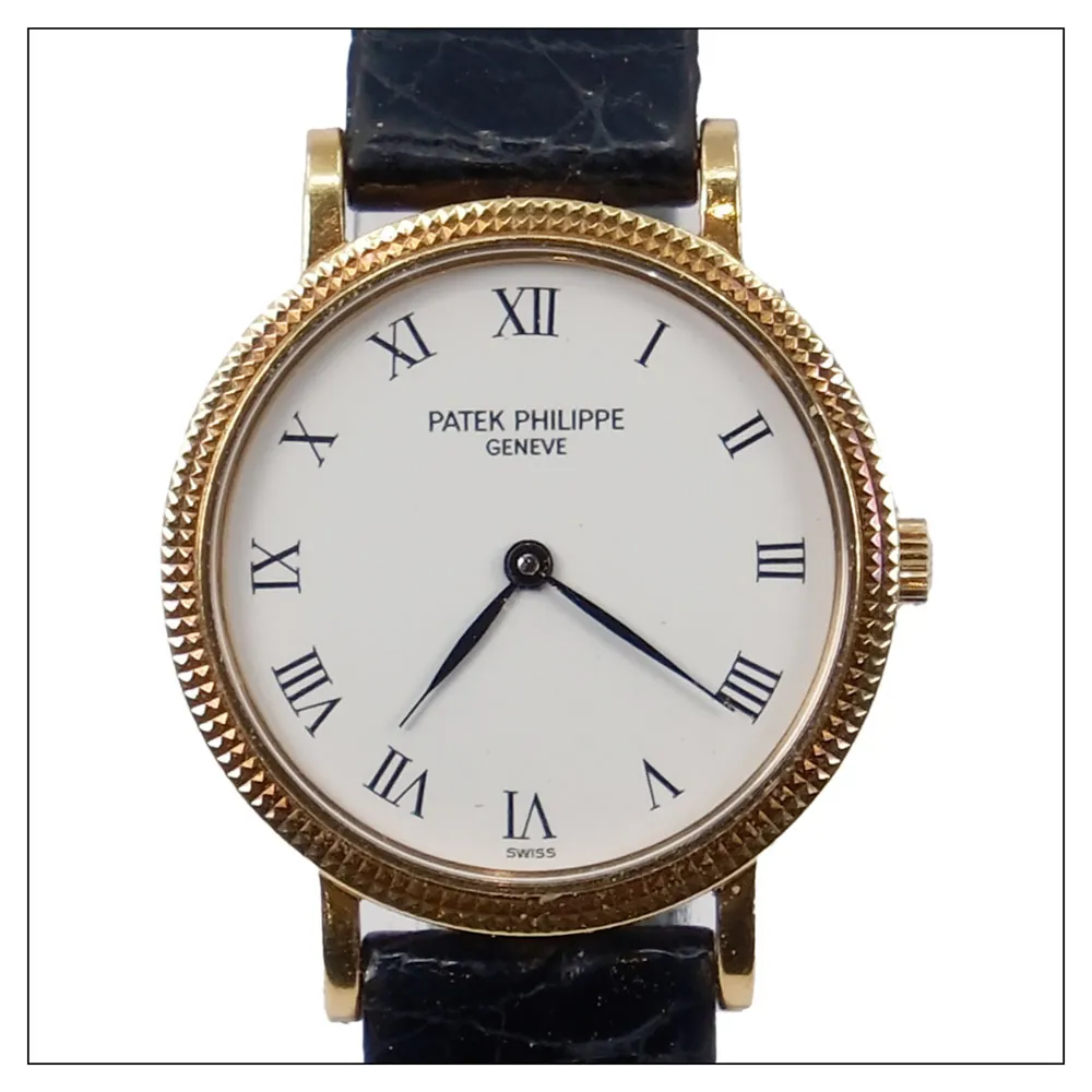 Patek Philippe Calatrava 4819 25mm Yellow gold Black