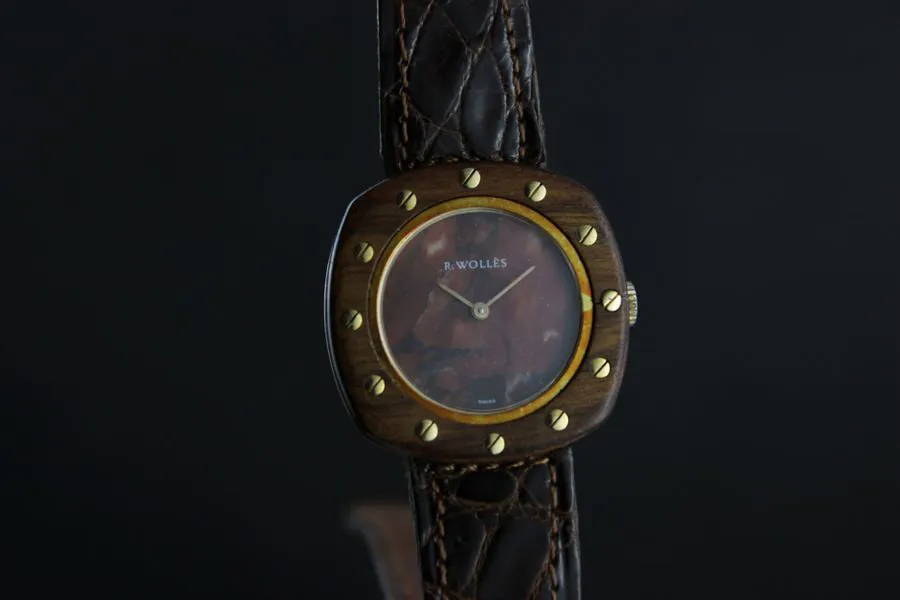 R. Wollès 29mm Yellow gold and Wood Brown