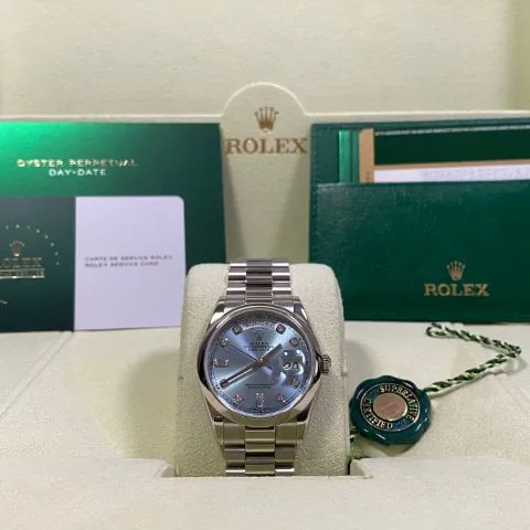 Rolex Day-Date 36 118206 36mm Platinum Blue