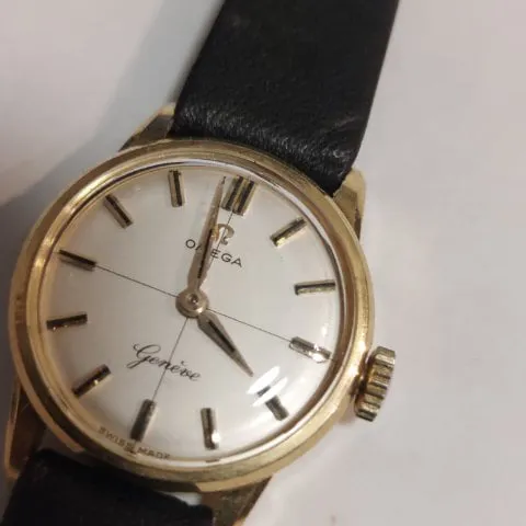 Omega Genève 2974-61 22mm Yellow gold Champagne