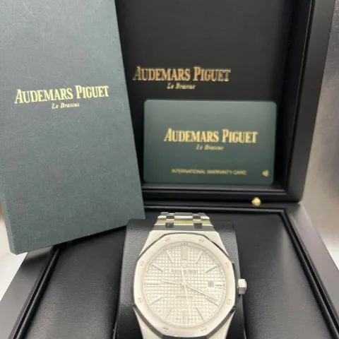 Audemars Piguet Royal Oak 15400ST.OO.1220ST.02 41mm Steel Silver