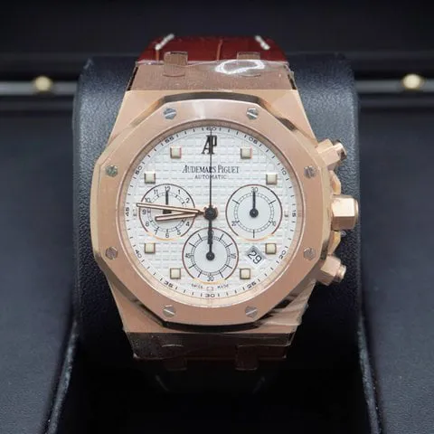 Audemars Piguet Royal Oak 26022OR.OO.D088CR.01 39mm Rose gold White