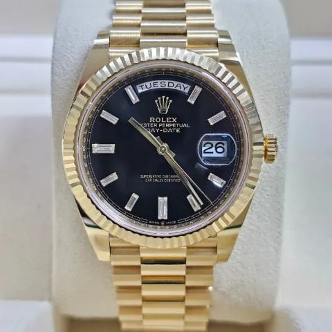 Rolex Day-Date 40 228238 40mm Yellow gold Black