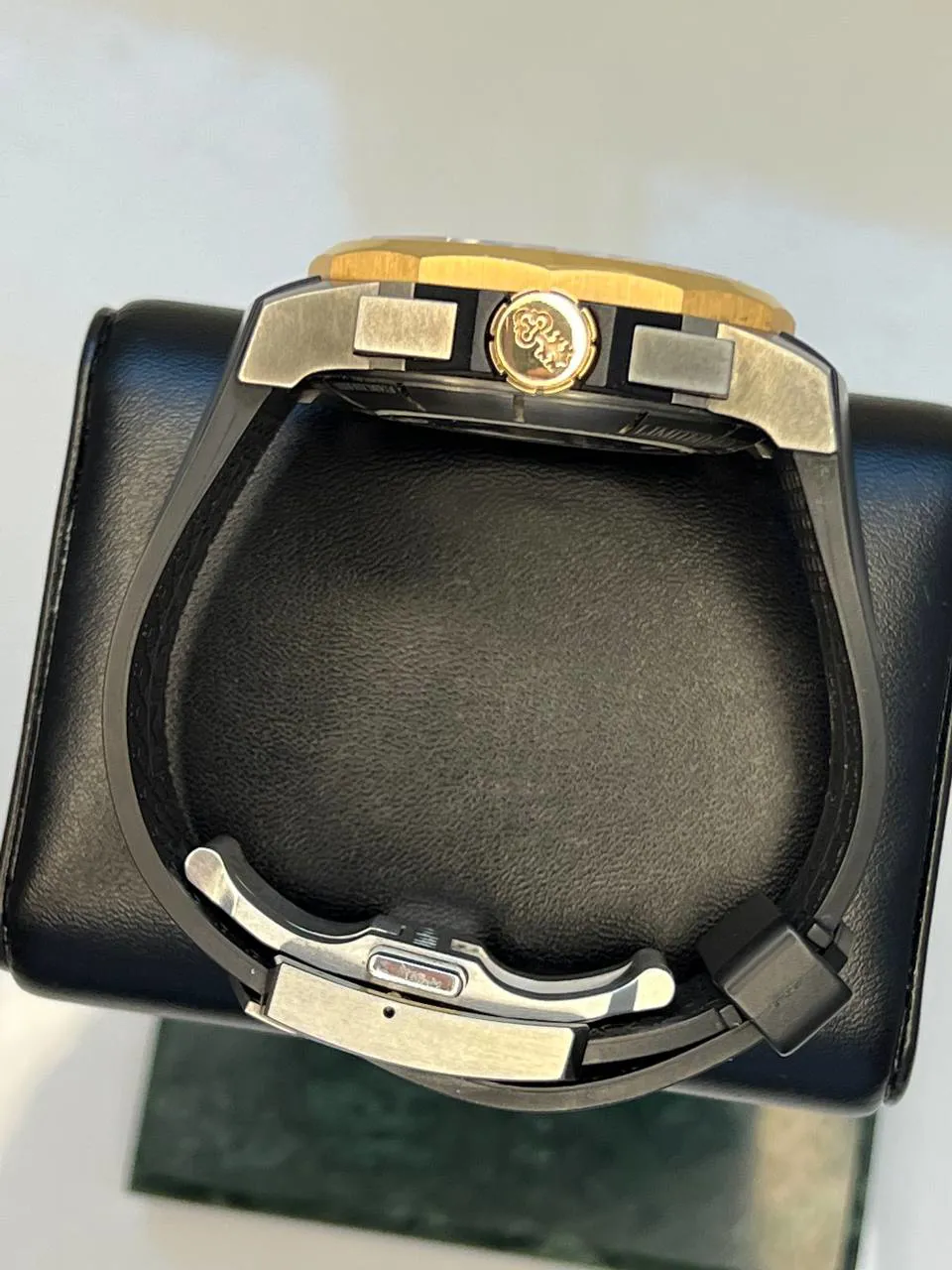 Corum Admiral's Cup 01.0064 45mm Titanium and Yellow gold Gray 9