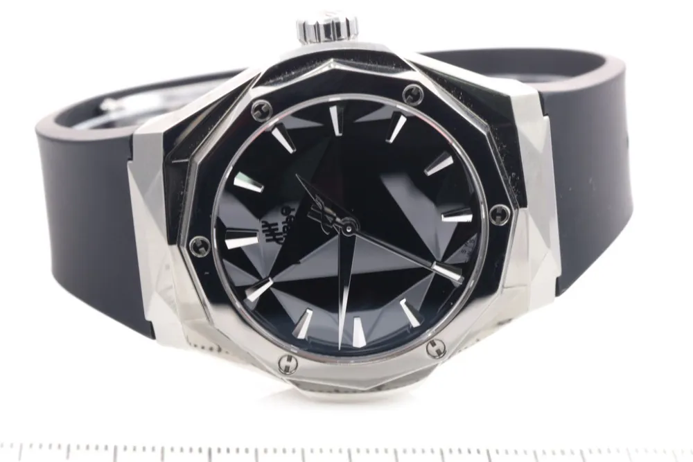 Hublot Classic Fusion 45, 42, 38, 33  550.NS.1800.RX.ORL19 40mm Titanium Black 4