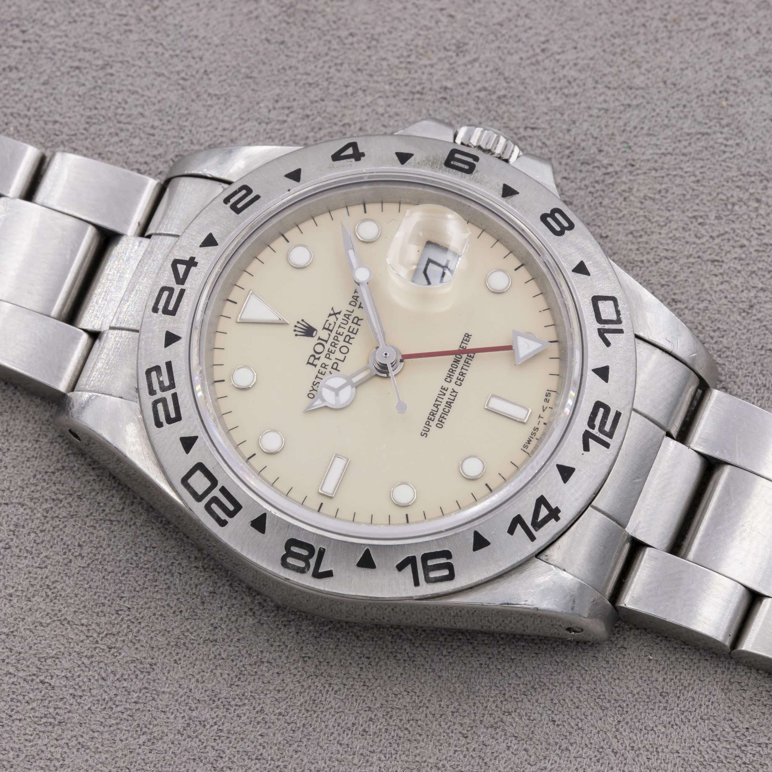 Rolex Explorer II 16550 40mm Stainless steel Cream 2