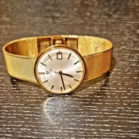 Omega Genève 131.041 30mm Yellow gold Silver