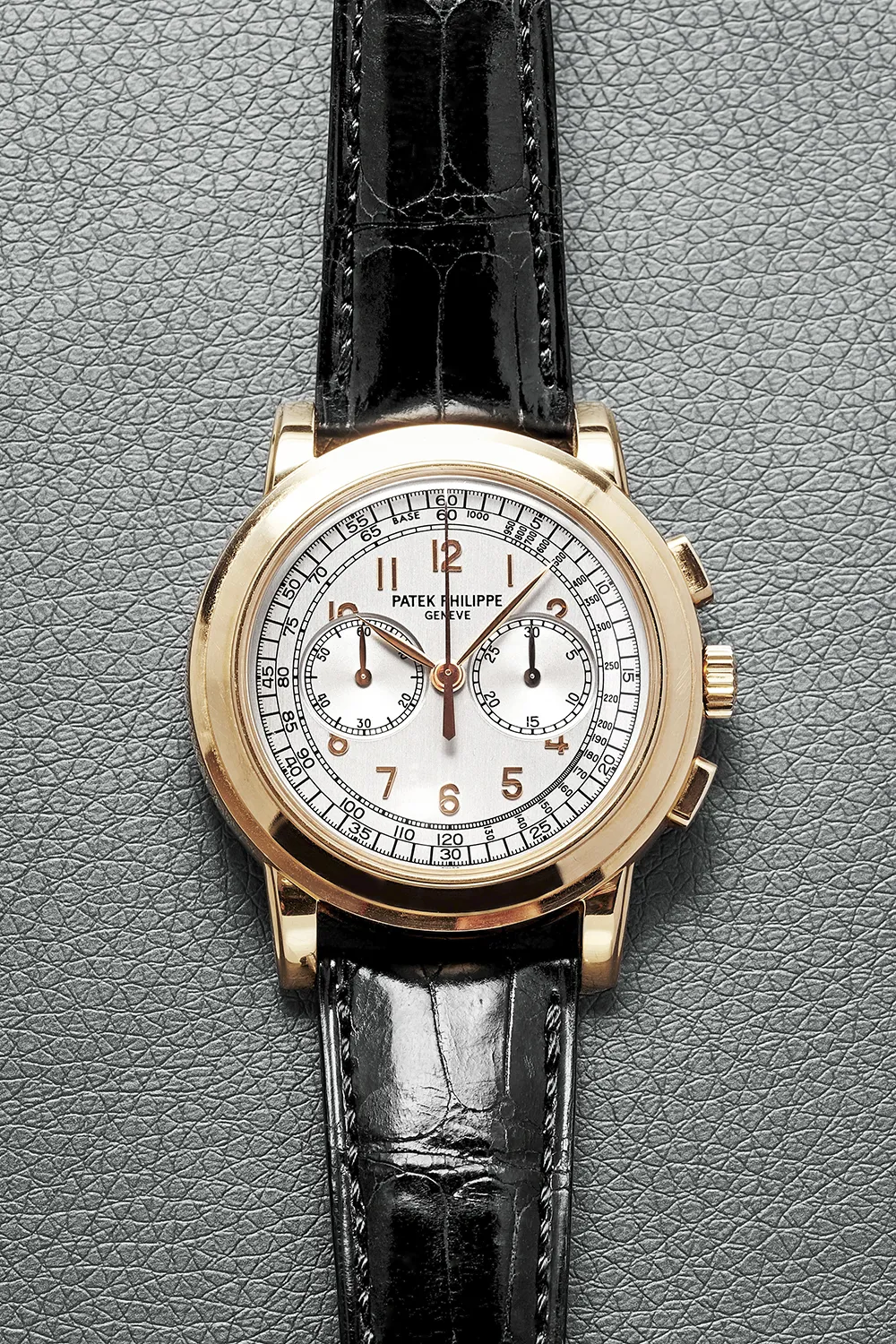 Patek Philippe Chronograph 5070G-001 42mm Rose gold Silver